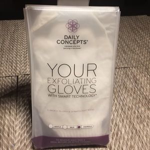 Daily Concepts Exfoliating Gloves